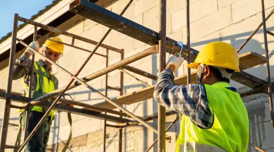 Professional gutter cleaning in Andrews, NC